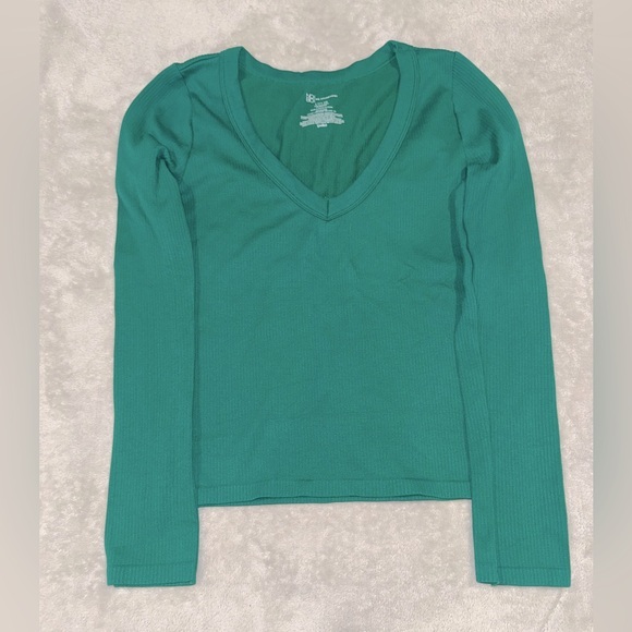 No Boundaries Green Fitted Long Sleeve Blouse - Picture 1 of 3